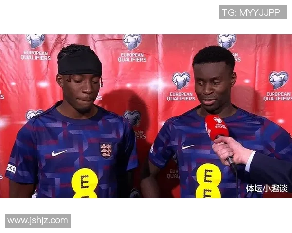 与足球明星亲密接触的瞬间摸到他手指的激动心情分享